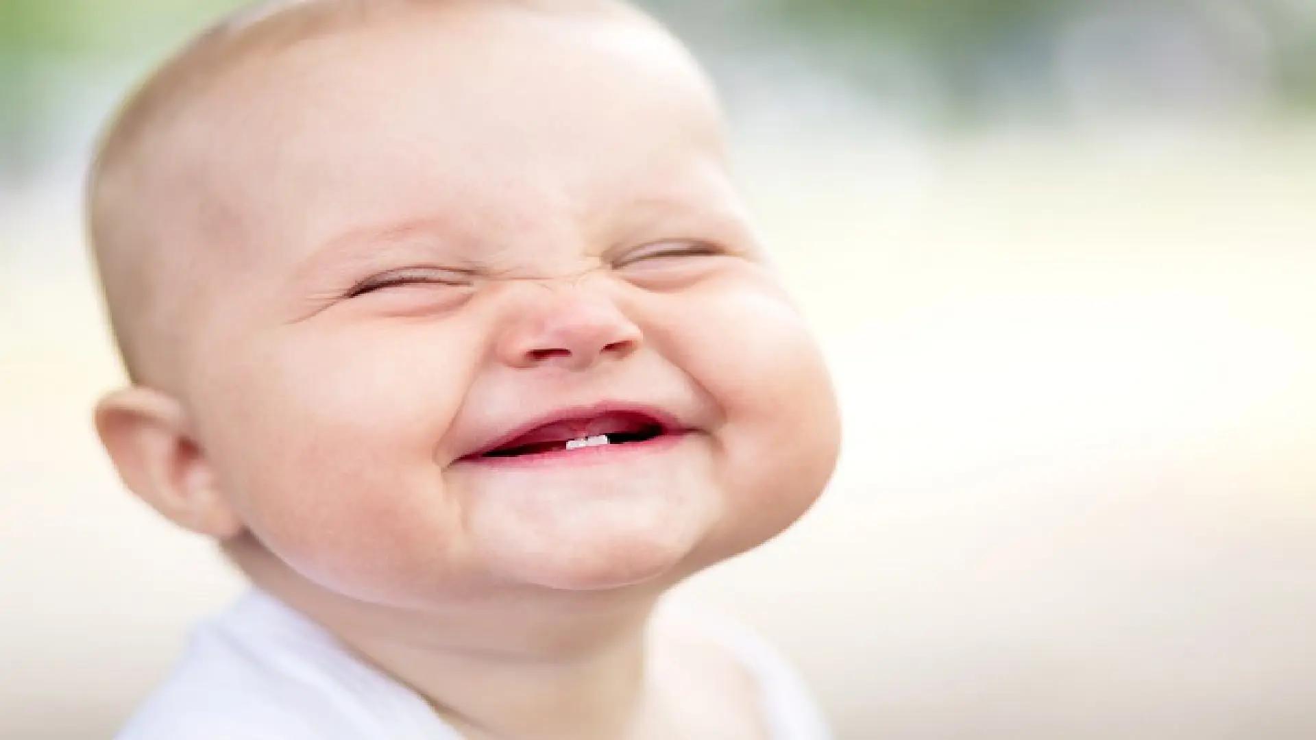 Complete Guide to Baby Teething: Symptoms, Pain Relief Methods, and What Parents Should Know
