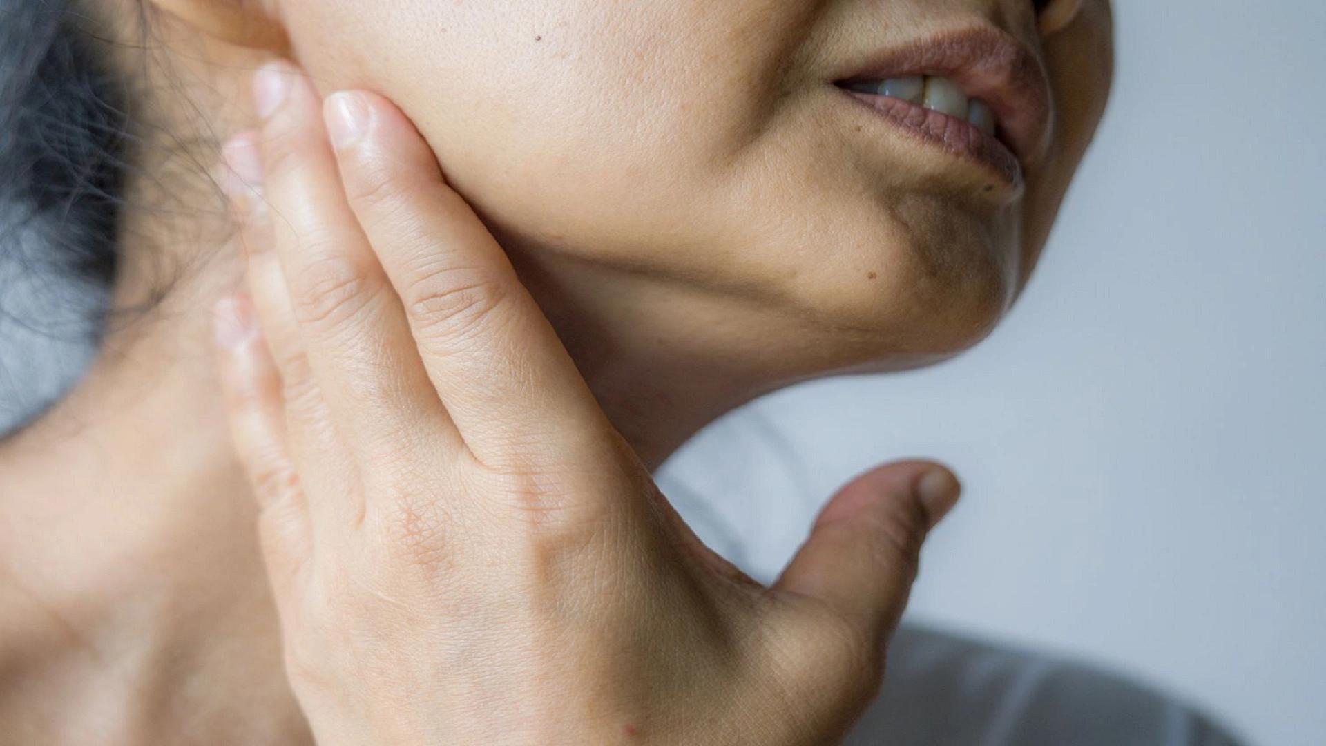 All About Jaw Pain: Causes and Treatments